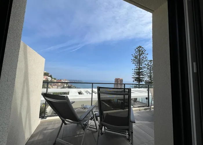 Charming T2 Apartment With Pool Around Monaco