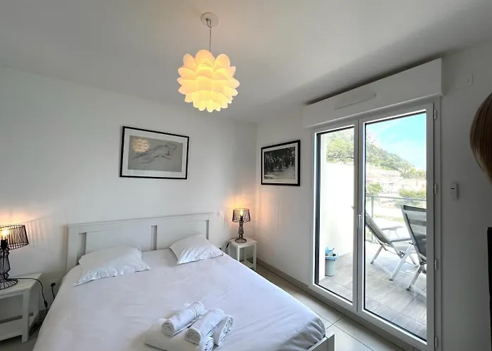 Charming T2 Apartment With Pool Around Monaco