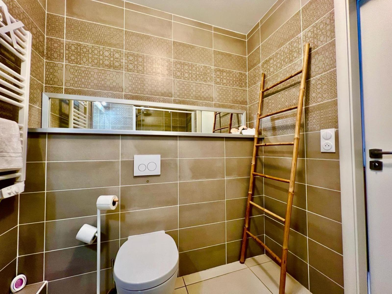Charming T2 With Pool Around Monaco Holiday home *